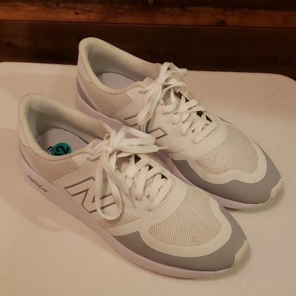 New Balance Women s Shoes ONLY 31 99 Regularly 75 FREE Shipping New Balance Women s Shoes ONLY 31 99 Regularly 75 FREE Shipping